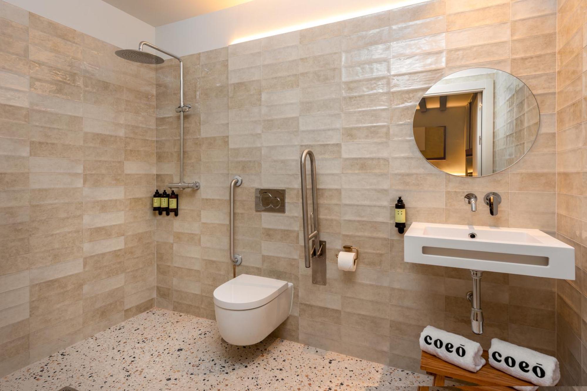 Coeo Fresca Design Apartments مالقة الغرفة الصورة